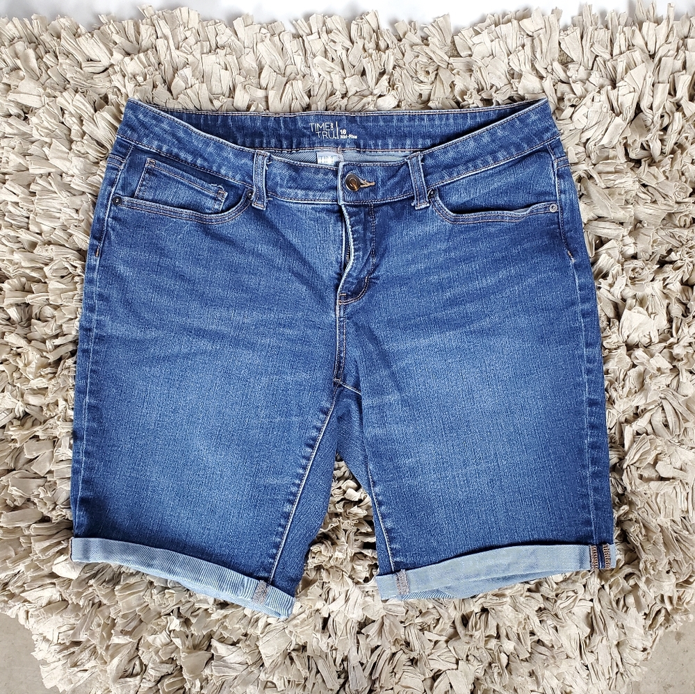 Bermuda shorts